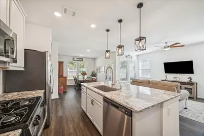 406 Wild Petunia Court, Montgomery, TX 77316 - Photo 2