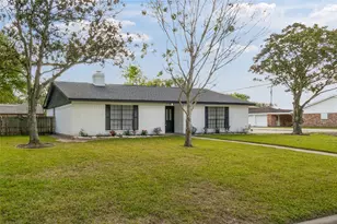 1 S Heights St, La Marque, TX 77568 - Photo 1