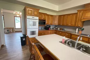 13979 Shellhammer Rd, Winnie, TX 77665 - Photo 14