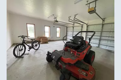 13979 Shellhammer Road, Winnie, TX 77665 - Photo 38