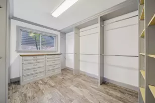 10042 Briar Forest Dr, Houston, TX 77042 - Photo 34