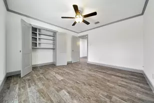 10042 Briar Forest Dr, Houston, TX 77042 - Photo 44