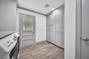 10042 Briar Forest Dr, Houston, TX 77042 - Photo 24