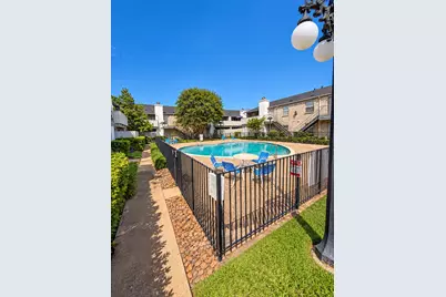 8787 Brae Acres Road #604, Houston, TX 77074 - Photo 4