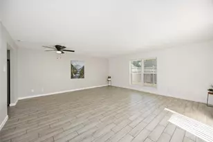 9728 Debbie Ln, Houston, TX 77038 - Photo 4