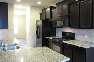 1810 Dover Heights Ln, Fresno, TX 77545 - Photo 4