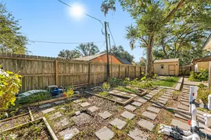 303 Narcissus St, Lake Jackson, TX 77566 - Photo 34