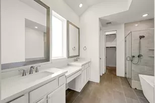 111 Liatris Ct, Conroe, TX 77304 - Photo 18