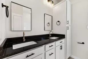 1105 E Main St, Brenham, TX 77833 - Photo 28