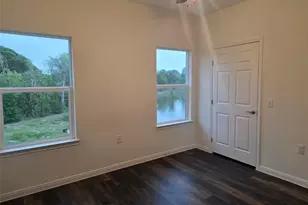 6311 White Oak Dr, Hitchcock, TX 77563 - Photo 8