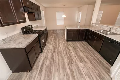 9615 Schouten Drive, Houston, TX 77044 - Photo 2