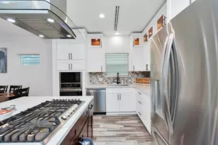 4209 New Orleans St, Houston, TX 77020 - Photo 12