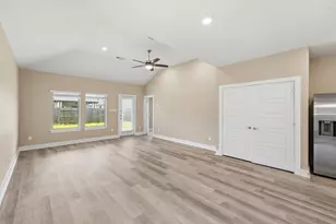 10546 Preserve Wy, Conroe, TX 77385 - Photo 10