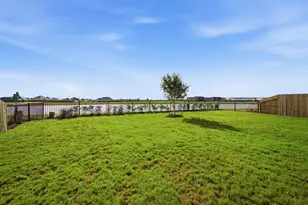 7938 Jade Crst Dr, Angleton, TX 77515 - Photo 26