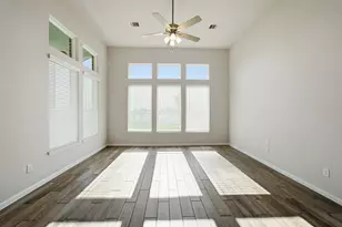 7938 Jade Crst Dr, Angleton, TX 77515 - Photo 14