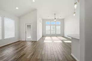7938 Jade Crst Dr, Angleton, TX 77515 - Photo 10