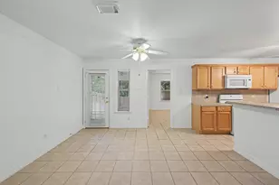 4922 Pleasure Lake Ln, Willis, TX 77318 - Photo 8