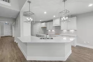 4511 Whisperwood Dr, Rosenberg, TX 77471 - Photo 2