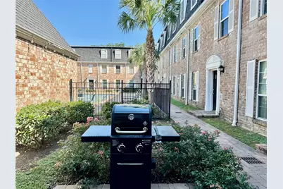 357 N Post Oak Lane #209, Houston, TX 77024 - Photo 18