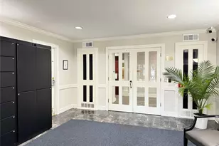 357 N Post Oak Ln, Houston, TX 77024 - Photo 14