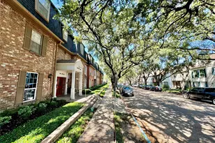 357 N Post Oak Ln, Houston, TX 77024 - Photo 20