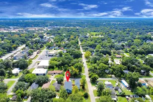1314 W Willis St, Alvin, TX 77511 - Photo 50