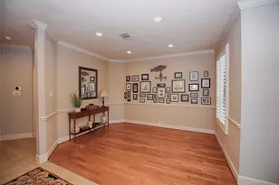 2402 Clippers Square, Nassau Bay, TX 77058 - Photo 4