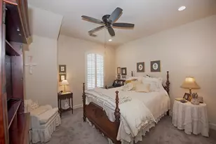 2402 Clippers Square, Nassau Bay, TX 77058 - Photo 20