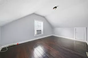 2914 Avenue L, Galveston, TX 77550 - Photo 14