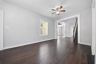 2914 Avenue L, Galveston, TX 77550 - Photo 8
