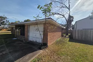 3414 Trelawney Dr, Pearland, TX 77581 - Photo 4