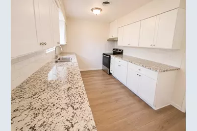 12318 Braewick Drive, Houston, TX 77035 - Photo 8