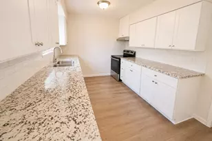 12318 Braewick Dr, Houston, TX 77035 - Photo 8