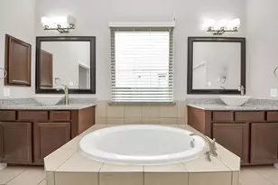 16622 Emmaus Ln, Cypress, TX 77433 - Photo 32