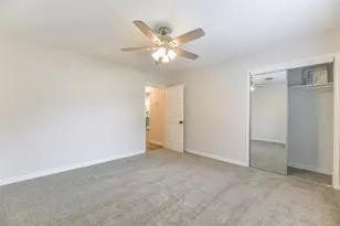 1309 W Lang St, Alvin, TX 77511 - Photo 16