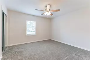1309 W Lang St, Alvin, TX 77511 - Photo 14
