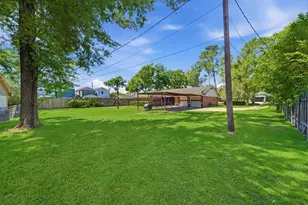 1500 Jacquelyn and 1501 Early Ln Dr, Houston, TX 77055 - Photo 4