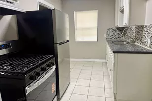 6743 Crestmont St, Houston, TX 77033 - Photo 1