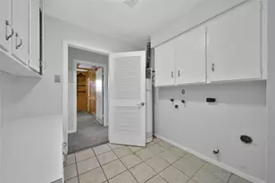 4902 Dunsmere St, Houston, TX 77018 - Photo 16