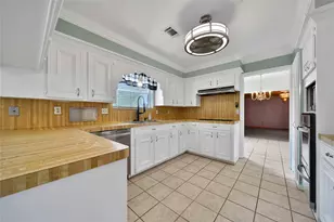 4902 Dunsmere St, Houston, TX 77018 - Photo 10