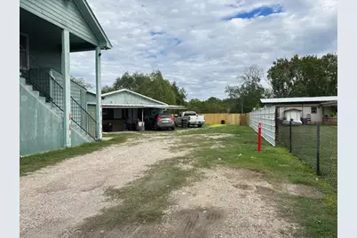 11226 W Jacinto Drive #B1, Houston, TX 77044 - Photo 2