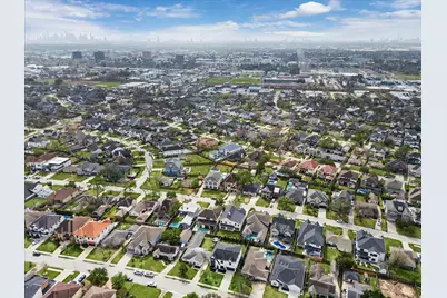 1315 Gardenia Drive, Houston, TX 77018 - Photo 48