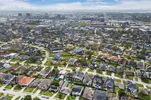 1315 Gardenia Dr, Houston, TX 77018 - Photo 48