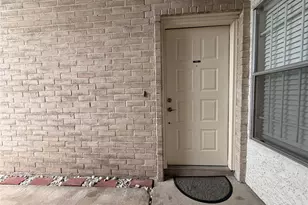 2011 Spenwick Dr, Houston, TX 77055 - Photo 12