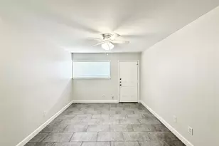 1141 N Durham Dr, Houston, TX 77008 - Photo 2