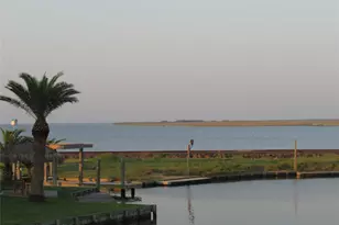 1255 Sailfish St, Bayou Vista, TX 77563 - Photo 34