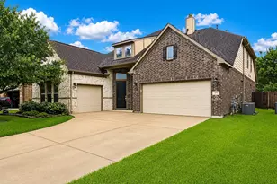 310 Westwood Dr, League City, TX 77573 - Photo 1