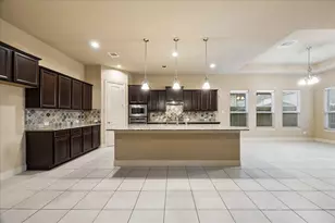 310 Westwood Dr, League City, TX 77573 - Photo 10