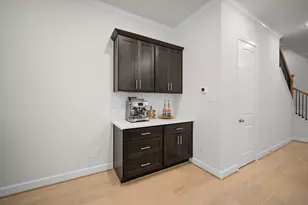 1648 Bonnie Brae St, Houston, TX 77006 - Photo 8