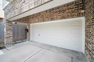 1648 Bonnie Brae St, Houston, TX 77006 - Photo 40